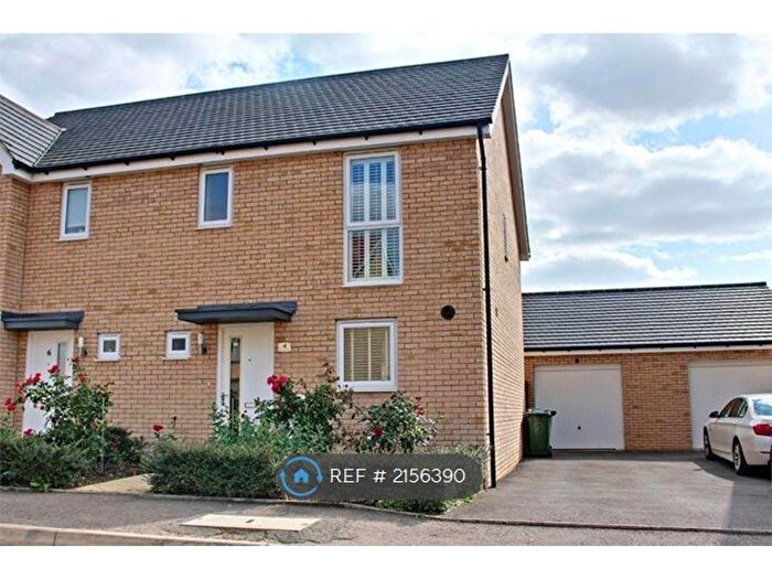 3 Bedroom Semi-Detached House To Rent In Gladiator Road, Cambridge, CB23