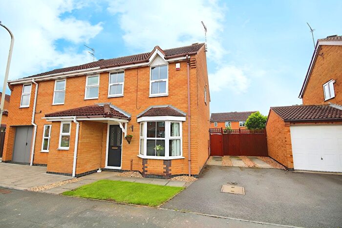 3 Bedroom Semi-detached House For Sale In Swallow Drive, Syston, LE7