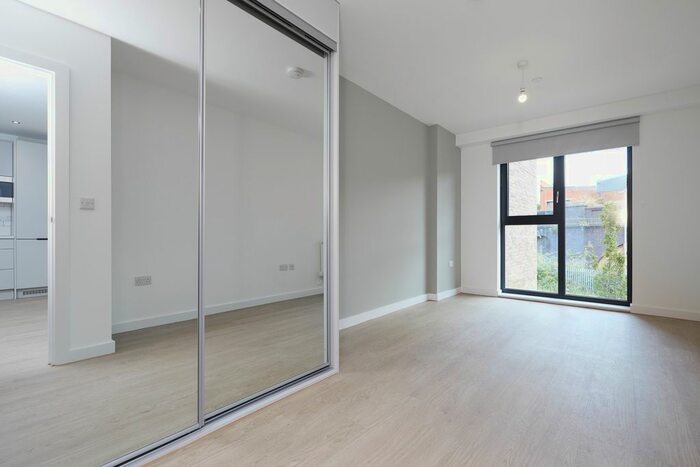 2 Bedroom Flat To Rent In All Saints Road, Leicester, LE3
