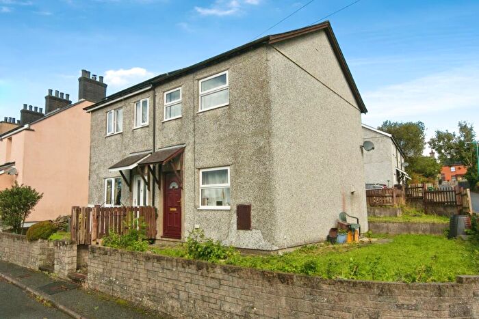 2 Bedroom Semi-Detached House For Sale In Tai Gerddi, Deiniolen, Caernarfon, Gwynedd, LL55