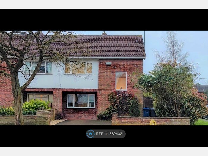 3 Bedroom Semi-Detached House To Rent In Perse Way, Cambridge, CB4