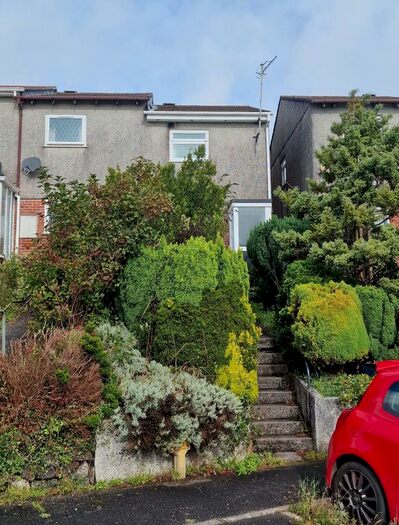 2 Bedroom Terraced House To Rent In Cabot Close, Saltash, PL12