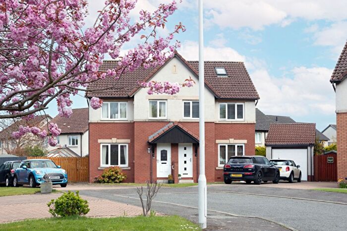 3 Bedroom Semi-Detached House For Sale In Bowhouse Drive, Kirkcaldy, Kirkcaldy, KY1