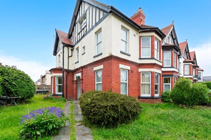 1 Bedroom Apartment For Sale In Howard Road, Llandudno, Conwy, LL30