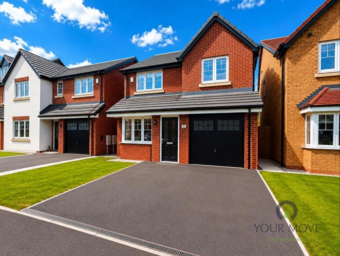 4 Bedroom Detached House For Sale In Lomond Gardens, Blackburn, Lancashire, BB2