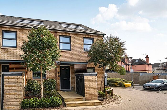 2 Bedroom Terraced House For Sale In Parchment Close, Mitcham, CR4