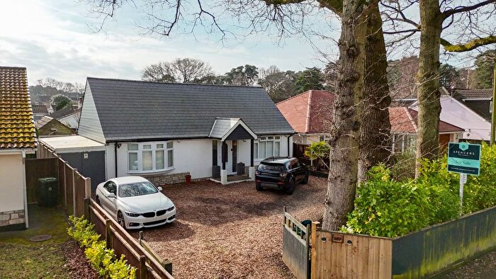 3 Bedroom Chalet For Sale In Sandy Lane, Ashley Heath, Ringwood, BH24