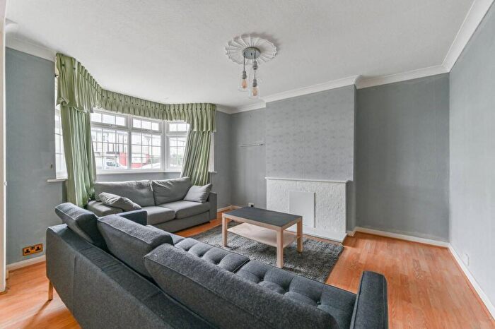 3 Bedroom Semi-Detached House To Rent In Wide Way, Mitcham, CR4