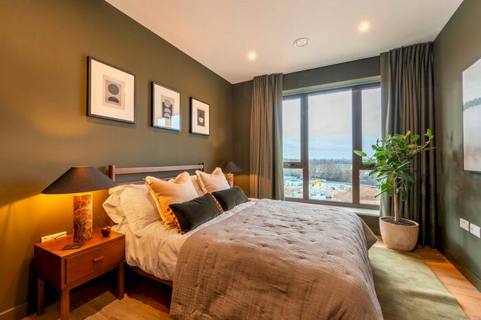 2 Bedroom Flat To Rent In Glassworks Court, Greenford, UB6