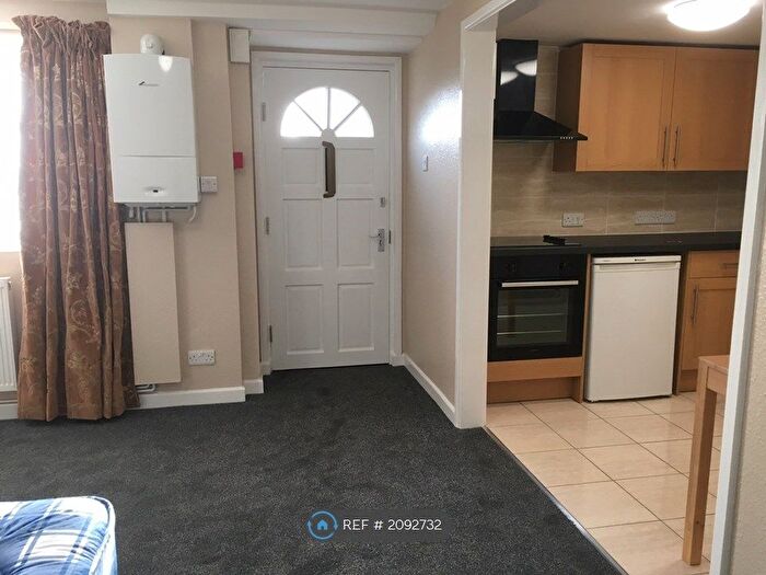 1 Bedroom Studio To Rent In Walsingham Road, Bristol, BS6