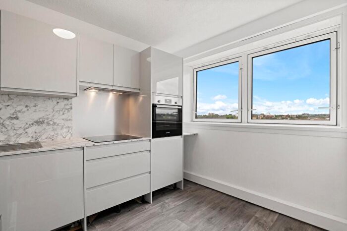 2 Bedroom Flat To Rent In Hind House, Hornsey Road, N7