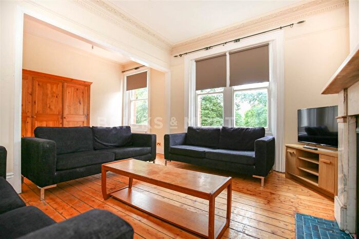 6 Bedroom Terraced House To Rent In Osborne Avenue, Jesmond, Newcastle Upon Tyne, NE2