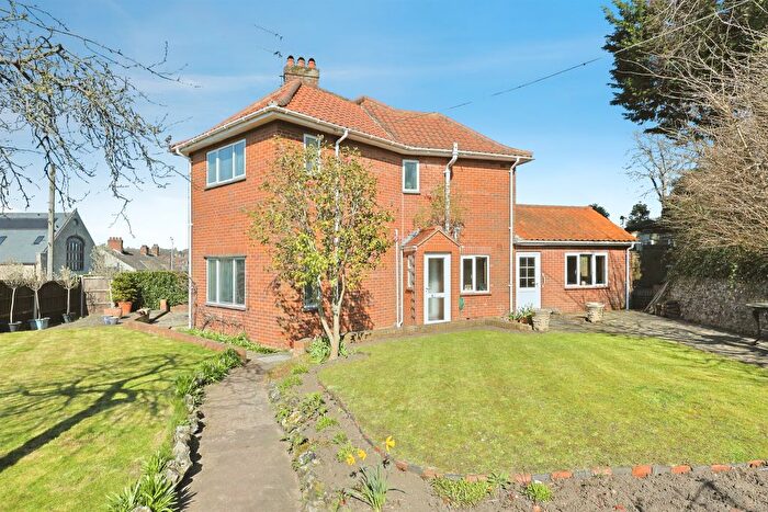 3 Bedroom Semi Detached House For Sale In Park Lane, Norwich, NR2