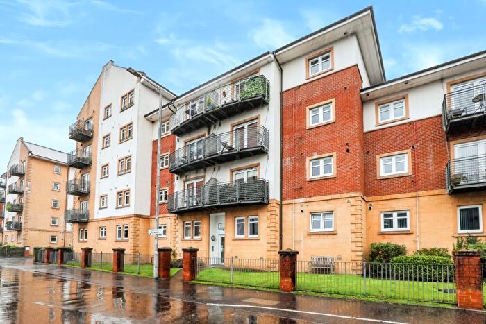 2 Bedroom Garage / Parking For Sale In Heritage Court, Campbell St, Greenock, PA16