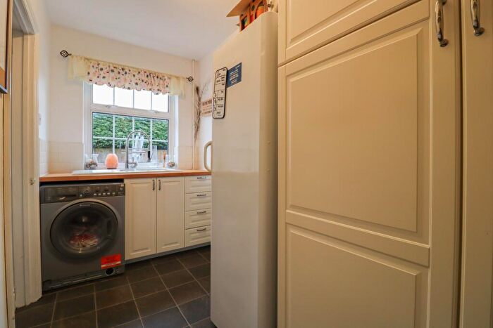 5 Bedroom Detached House For Sale In Chalk Road, Wisbech, PE14