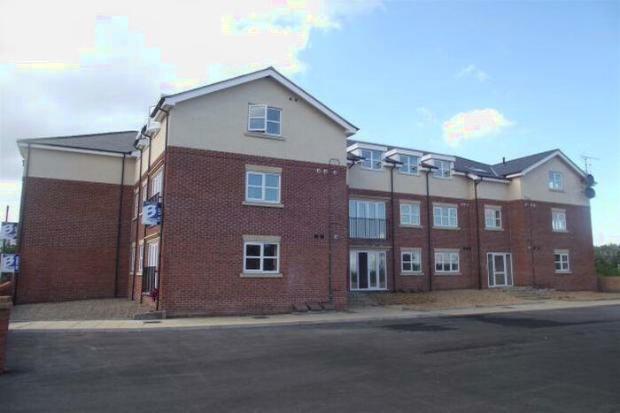 2 Bedroom Apartment To Rent In Llys Aber Dyfrdwy, Bagillt, CH6