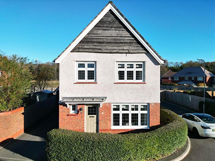3 Bedroom Detached House For Sale In Fairway Road, Bassaleg, Newport, NP10