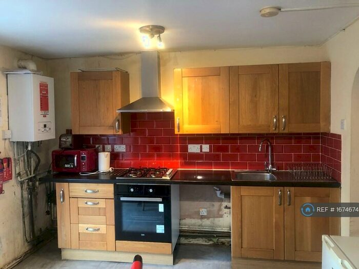 5 Bedroom Terraced House To Rent In Amity Road, London, E15