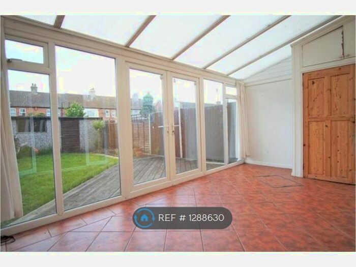 3 Bedroom Terraced House To Rent In Alderton Road, Croydon CR0