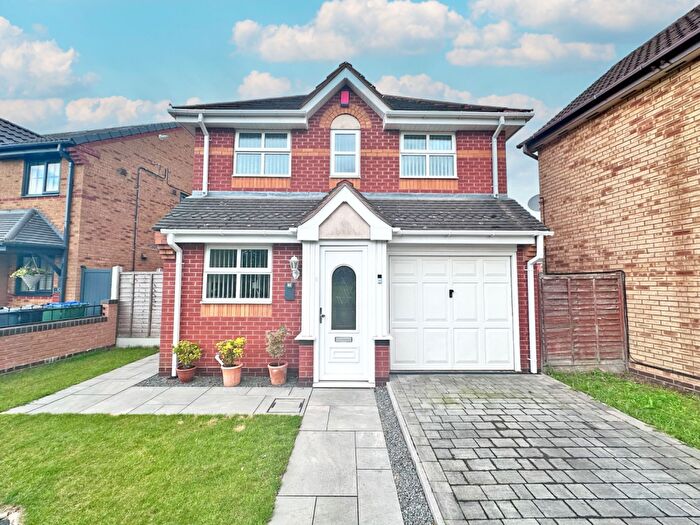 3 Bedroom Detached House For Sale In Devine Croft, Tipton, DY4