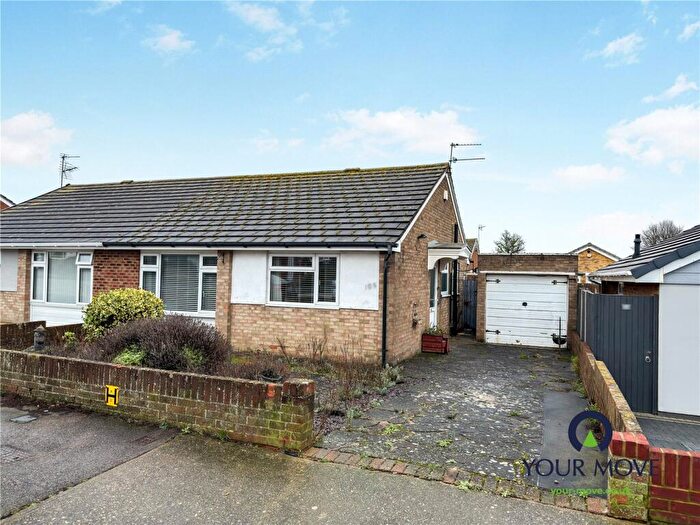 2 Bedroom Bungalow For Sale In Windermere Avenue, Ramsgate, Kent, CT11