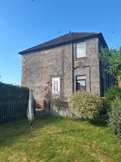 2 Bedroom Flat To Rent In Clunivar Street, Dunfermline, Fife, KY12