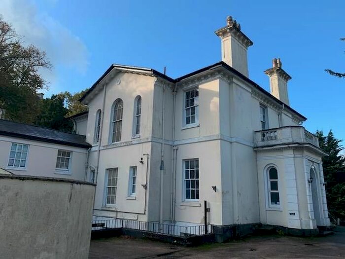 Studio To Rent In Acadia Road, Torquay TQ1