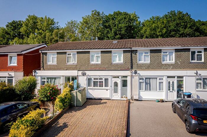 3 Bedroom Terraced House For Sale In Silkham Road, Oxted, RH8