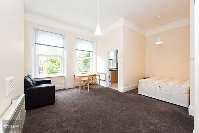 Apartment To Rent In Fellows Road, Swiss Cottage, London, NW3