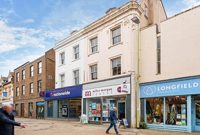 1 Bedroom Apartment For Sale In King Street, Stroud, Gloucestershire, GL5