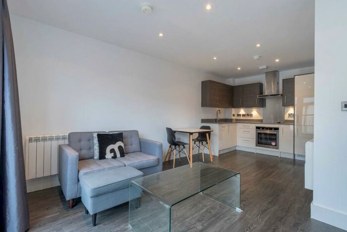 1 Bedroom Apartment To Rent In The Foundry, Carver Street, B1