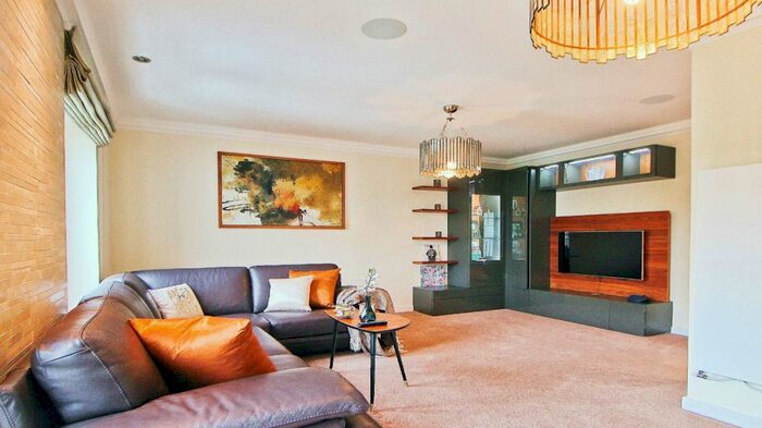 4 Bedroom End Of Terrace House To Rent In The Crescent, Mere Road, Sevenoaks, TN14