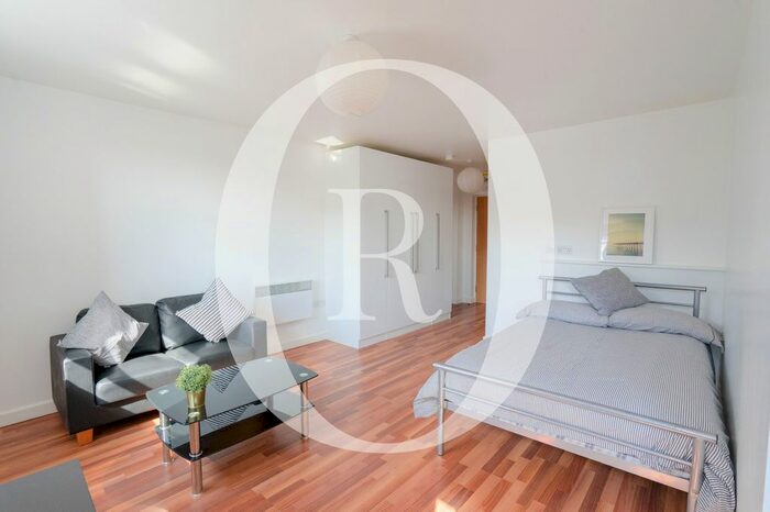 1 Bedroom Studio To Rent In Erskine Street, City Centre, Leicester, LE1