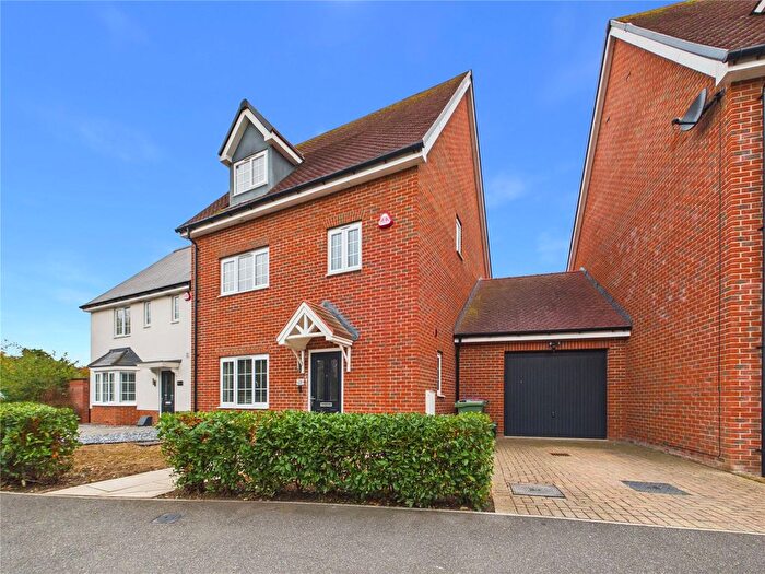 4 Bedroom Detached House For Sale In Flemming Way, Witham, Essex, CM8