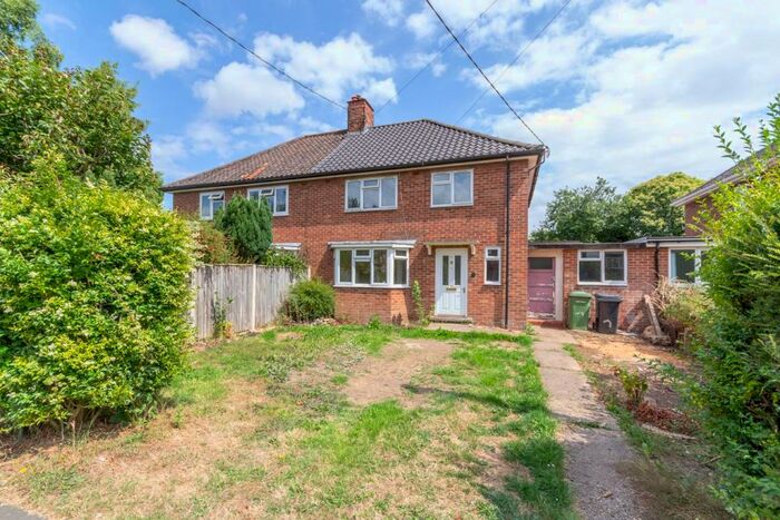 3 Bedroom Semi-Detached House For Sale In Timperley Estate, Colkirk, NR21