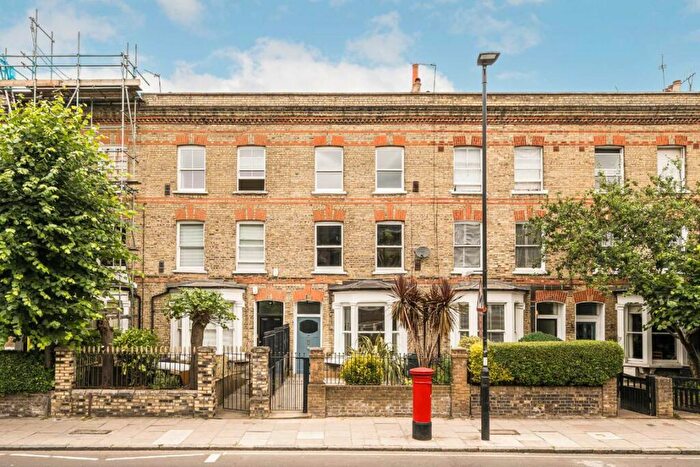 5 Bedroom House To Rent In St. John's Way, Upper Holloway, N19