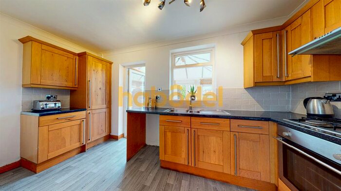 2 Bedroom Terraced House To Rent In Westlands Road, Hull, HU5