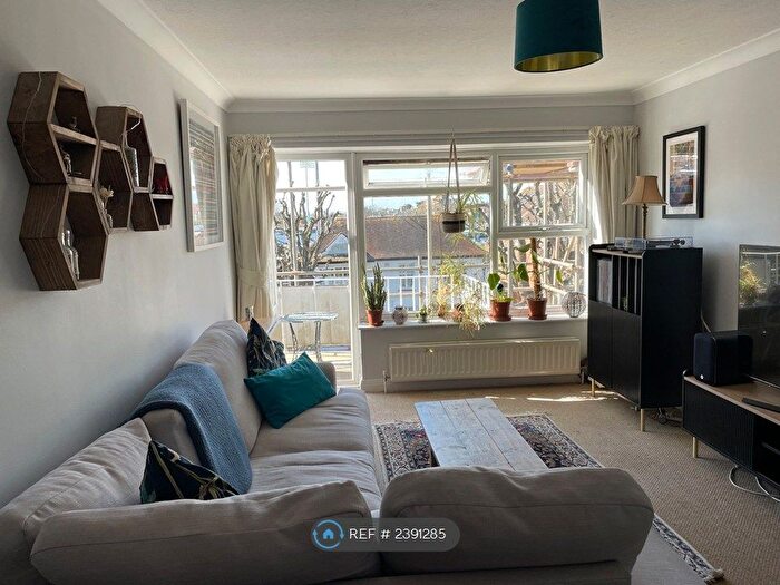 1 Bedroom Flat To Rent In Palmeira Avenue, Hove, BN3