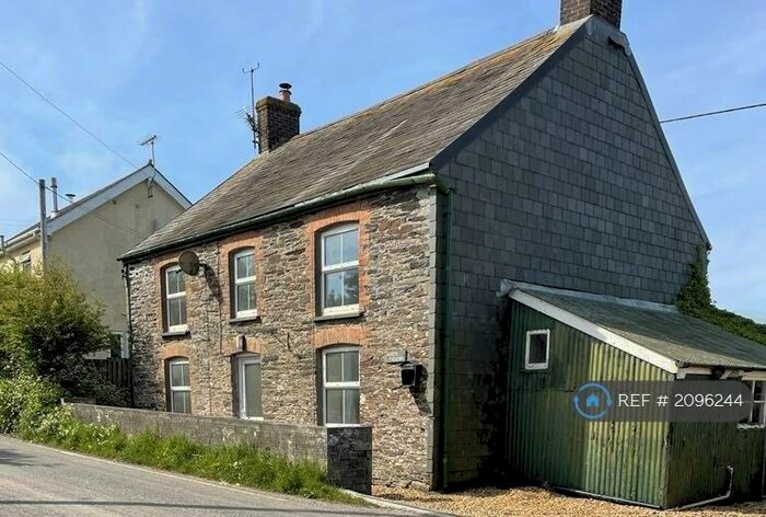 4 Bedroom Detached House To Rent In North Trevenn, Marshgate, Camelford, PL32
