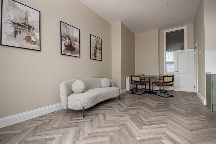 2 Bedroom Flat To Rent In E, Clayton Street, Newcastle Upon Tyne, Tyne And Wear, NE1