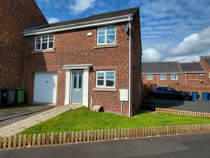 3 Bedroom Terraced House To Rent In Gowan Court, Jarrow, NE32