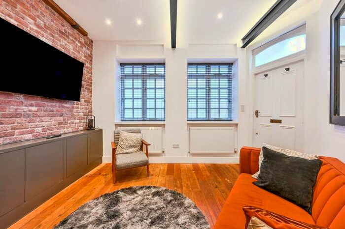 1 Bedroom Flat To Rent In Gibson Garden, Stoke Newington, London, N16