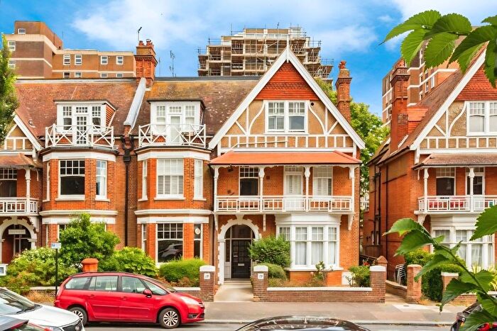 2 Bedroom Flat To Rent In Third Avenue, Hove, BN3