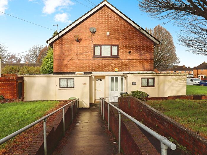 2 Bedroom Flat For Sale In Ilfracombe Crescent, Llanrumney, Cardiff, CF3