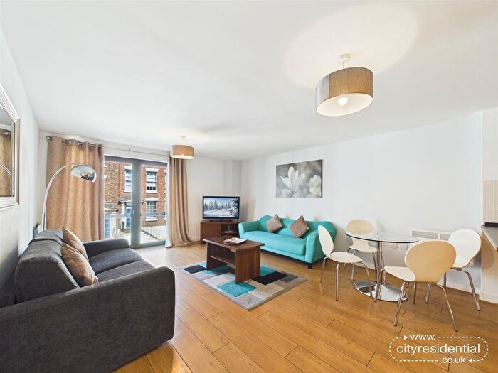 2 Bedroom Flat For Sale In Hudson Gardens, Liverpool, L1