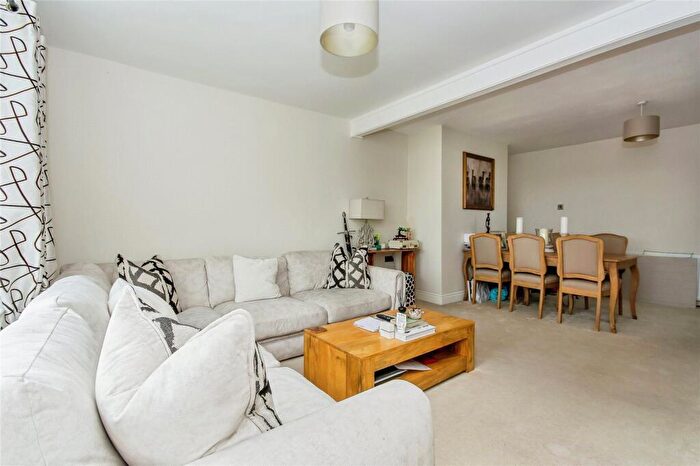 3 Bedroom Semi-Detached House For Sale In Asperton Road, Boston, Lincolnshire, PE20