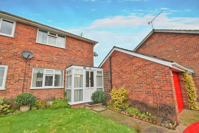 2 Bedroom Semi-Detached House To Rent In Broadgate Close, Northrepps, Cromer NR27