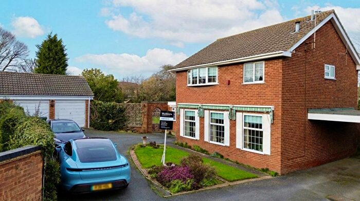 4 Bedroom Detached House For Sale In Fairway Road, Shepshed, Loughborough, LE12