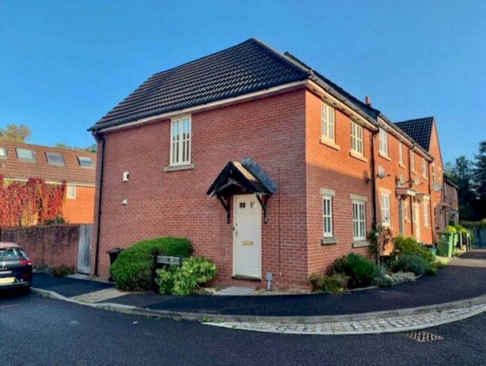 3 Bedroom Terraced House To Rent In Fishers Brook, Frome, BA11