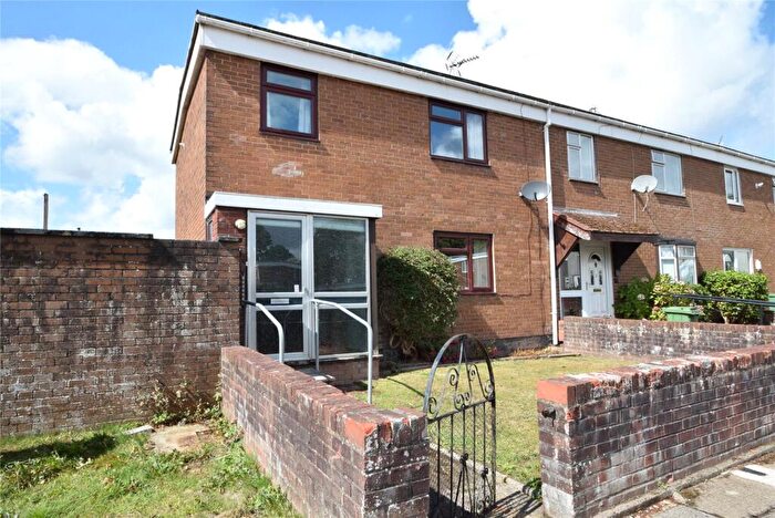 3 Bedroom End Of Terrace House For Sale In Farm Lane, Cwmbran, Torfaen, NP44